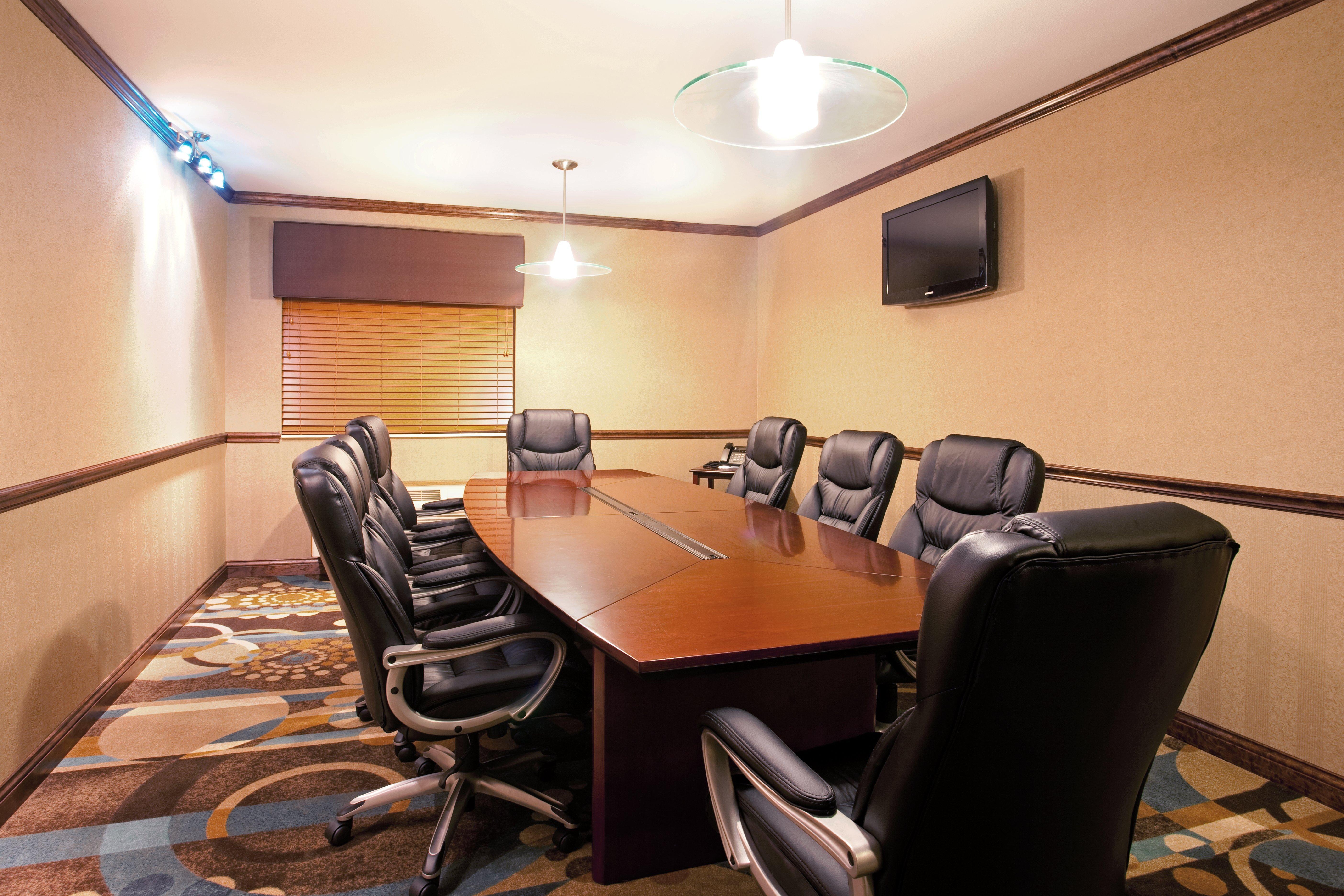 Holiday Inn Express Tuscola Екстериор снимка