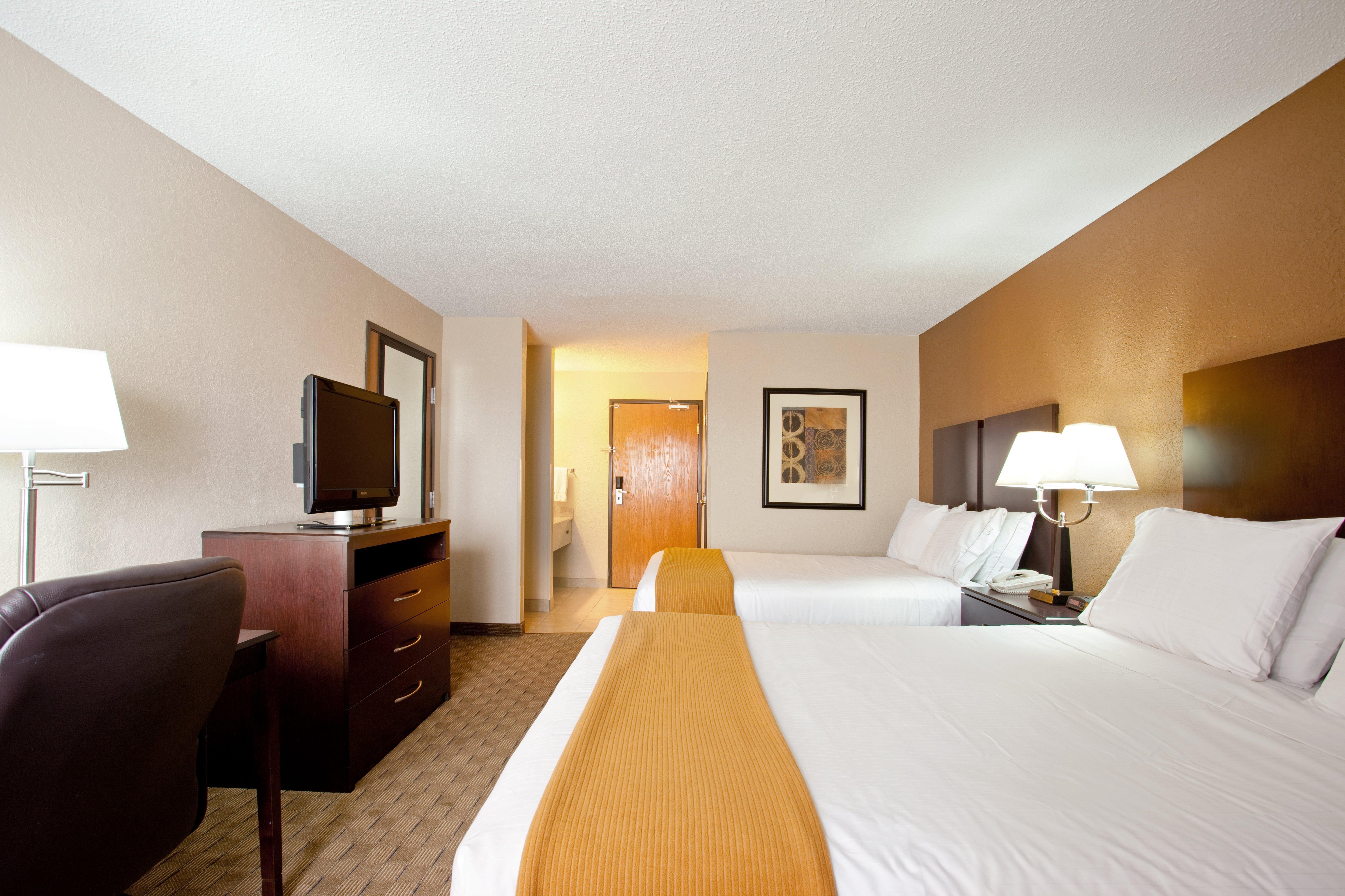 Holiday Inn Express Tuscola Екстериор снимка